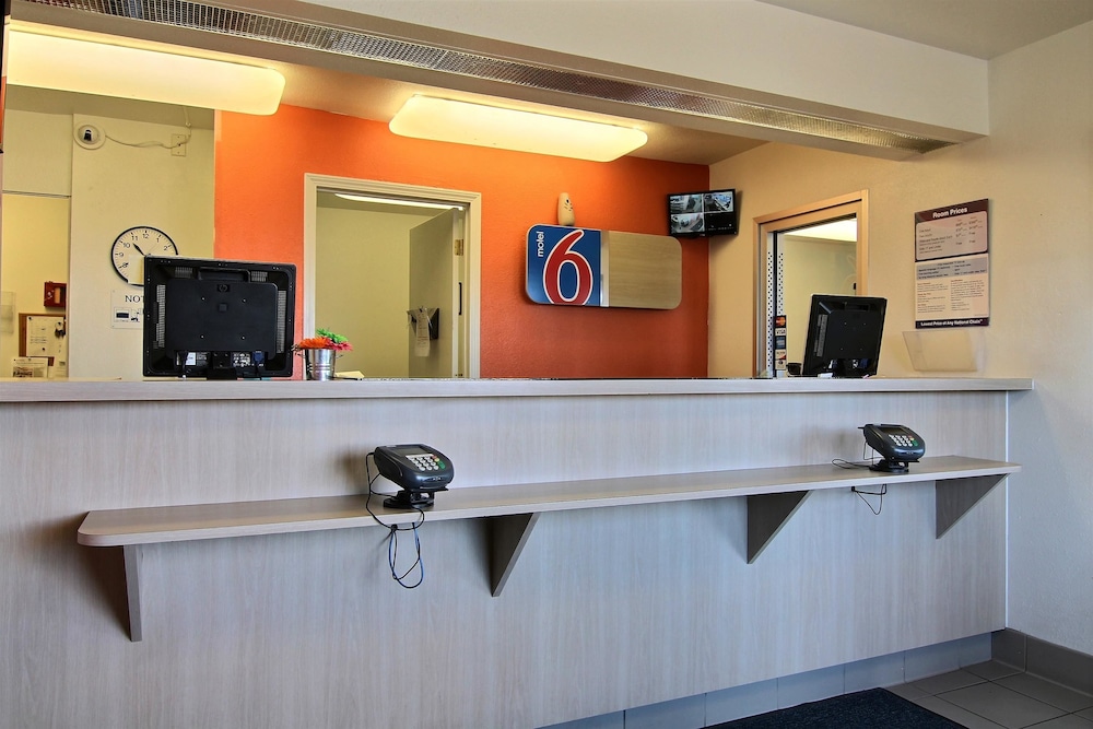 Motel6 Bismarck, ND 15/54