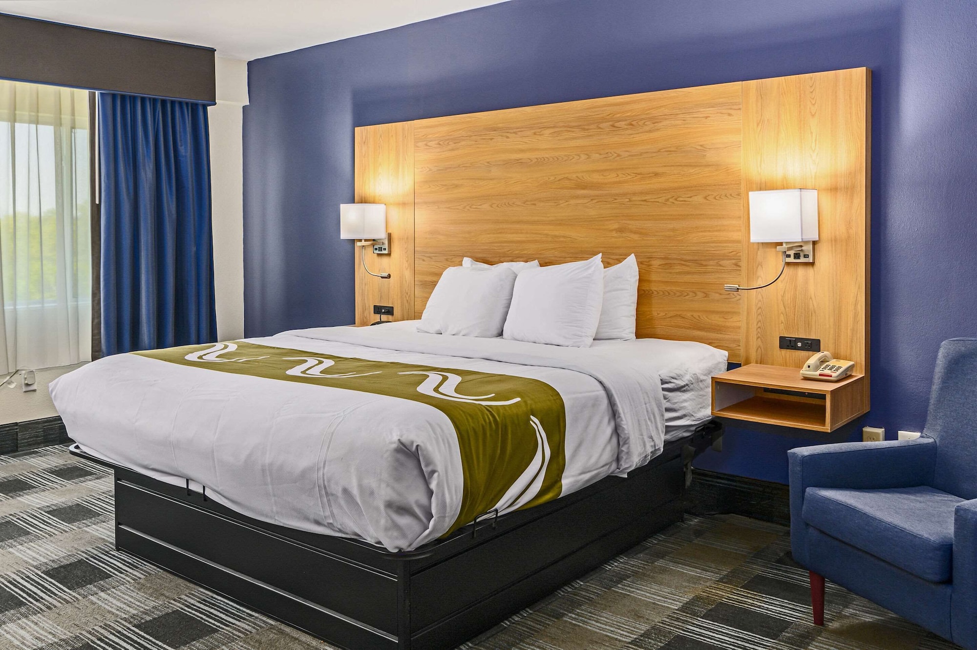 Standard, King Bed