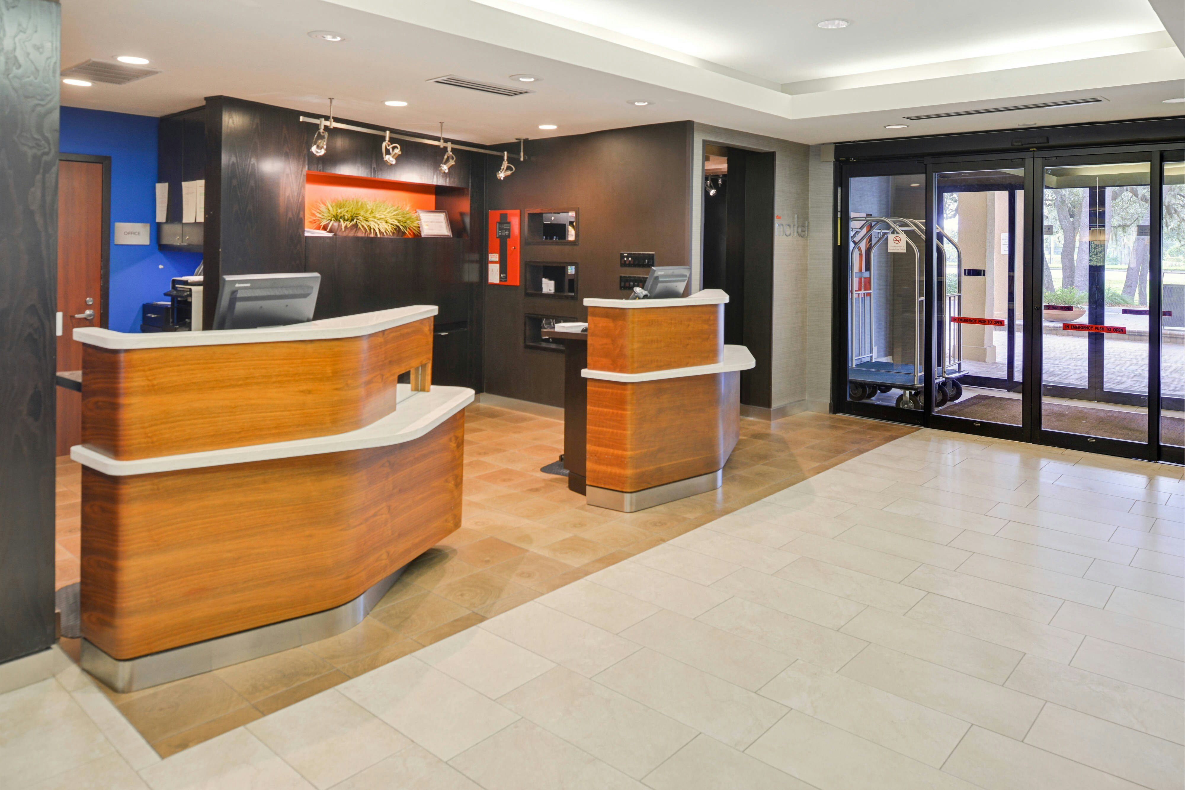 Courtyard by Marriott Tampa North/I-75 Fletcher 1/16