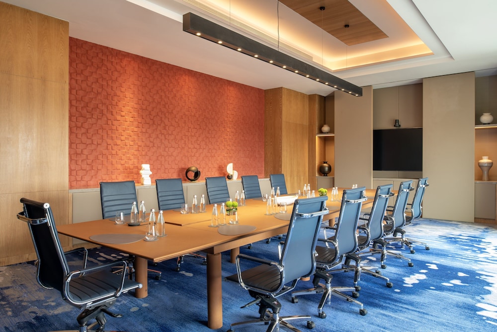 Abesq Doha Hotel & Residences 51/61