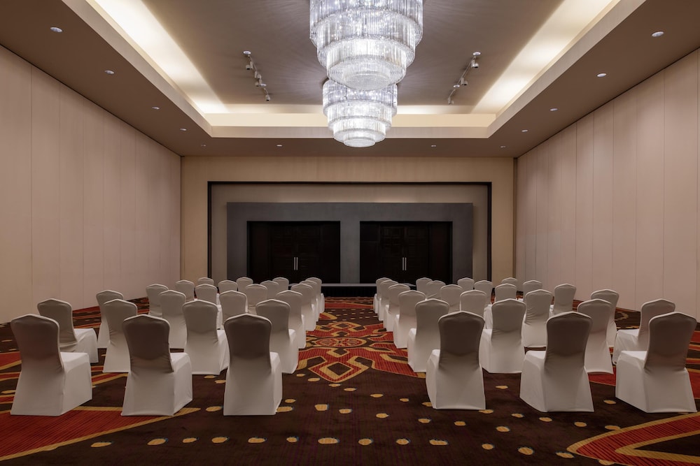 Kempinski Hotel Gold Coast City 57/69