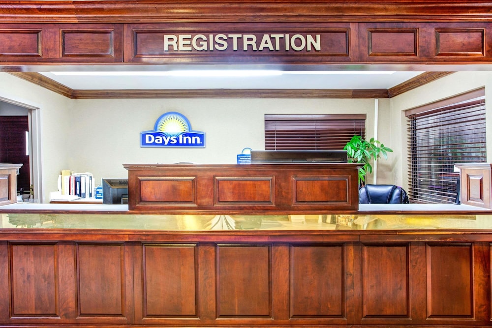 Days Inn By Wyndham Kennesaw 5/23