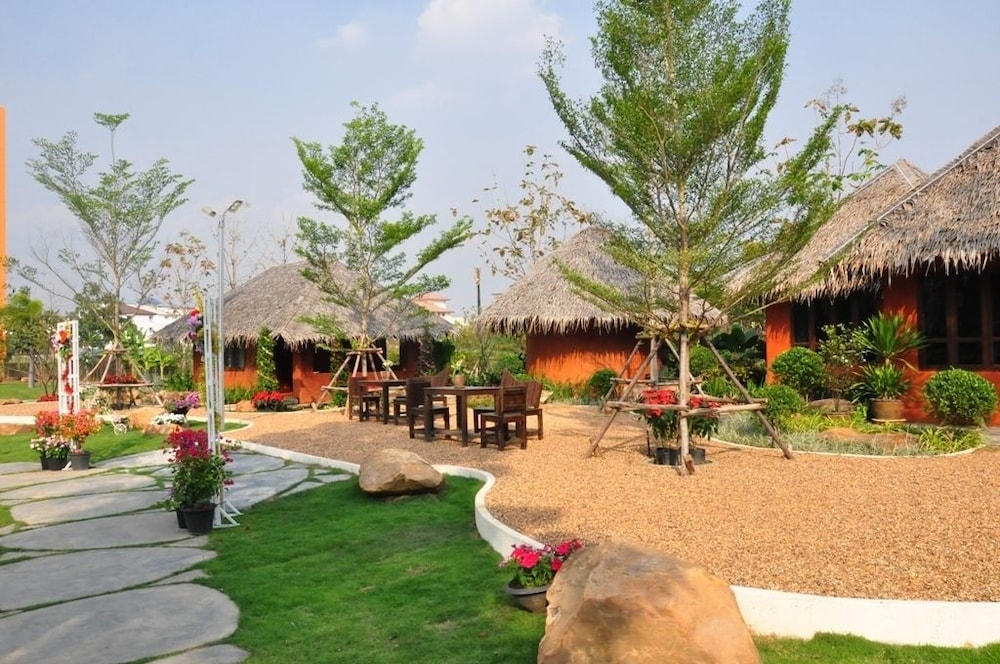 The Charm Boutique Resort & Hotel 43/46