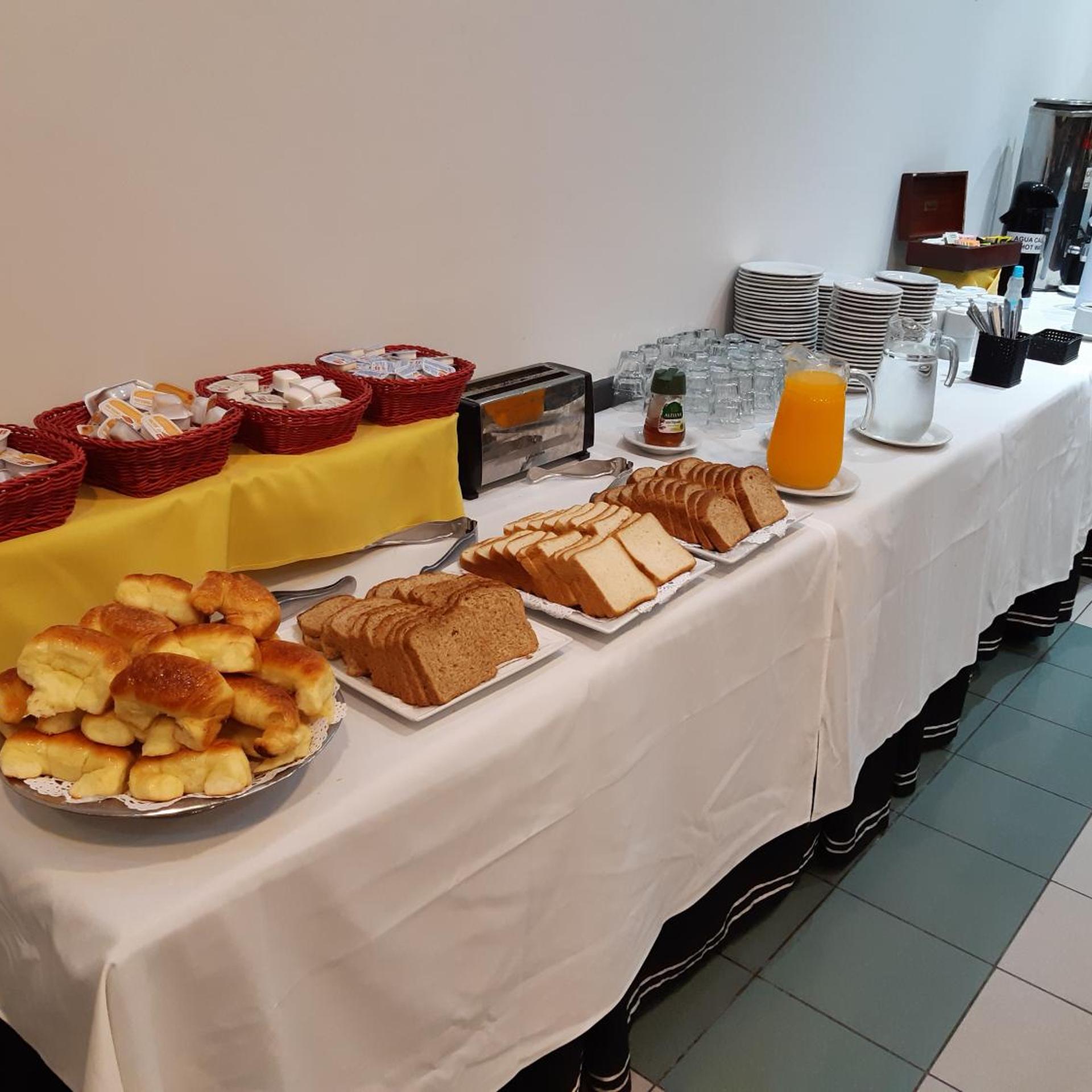 Plaza Roma 38/53