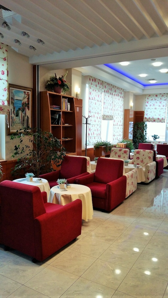 Hotel Marina 35/51