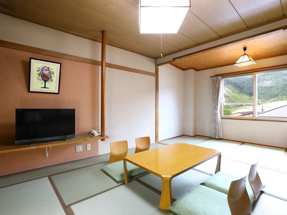 MANZA ONSEN NISSHINKAN 17/31