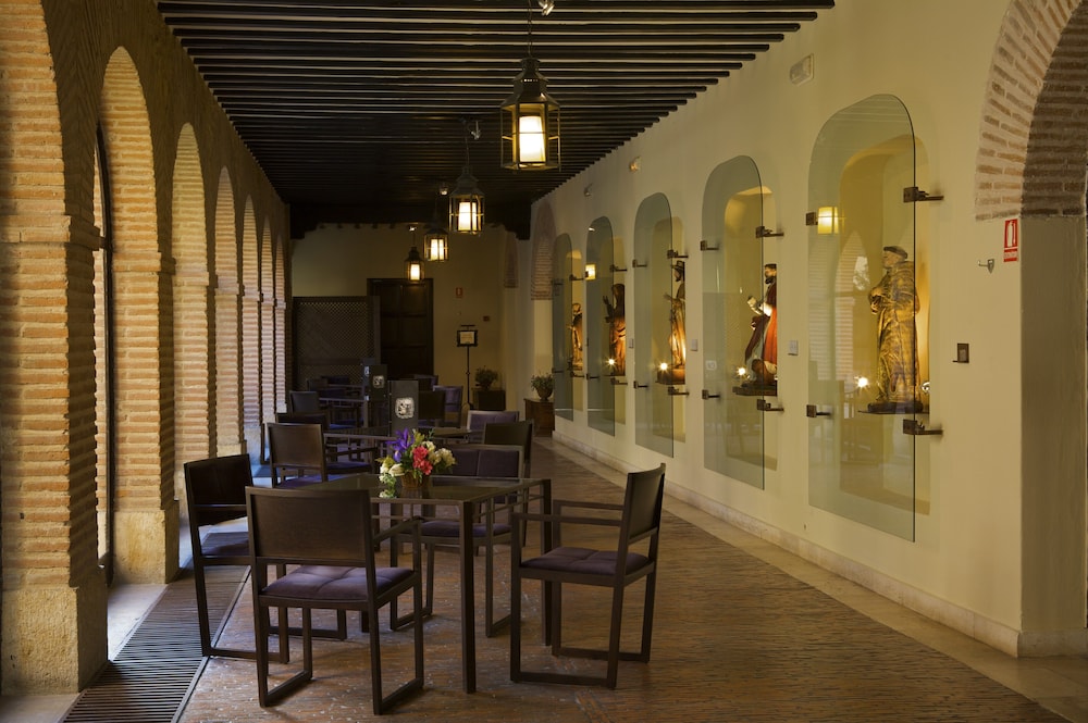 Parador de Chinchon 24/48