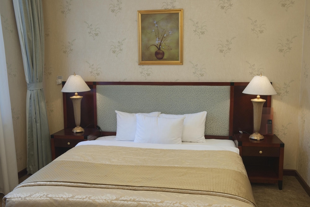 QAFQAZ RESORT HOTEL 10/50