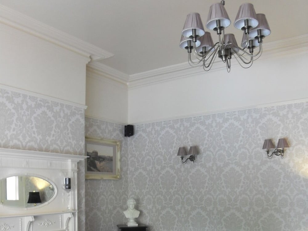 Powys Lodge - Guest House 2/19