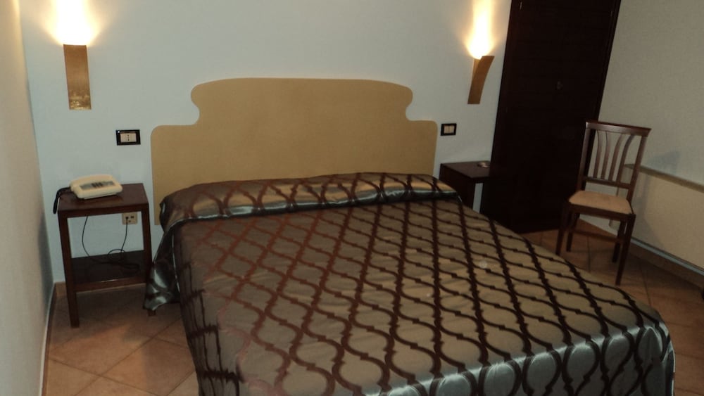 Rossi Hotel 21/35