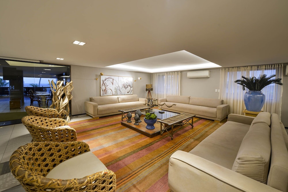 Hardman Praia Hotel 56/78