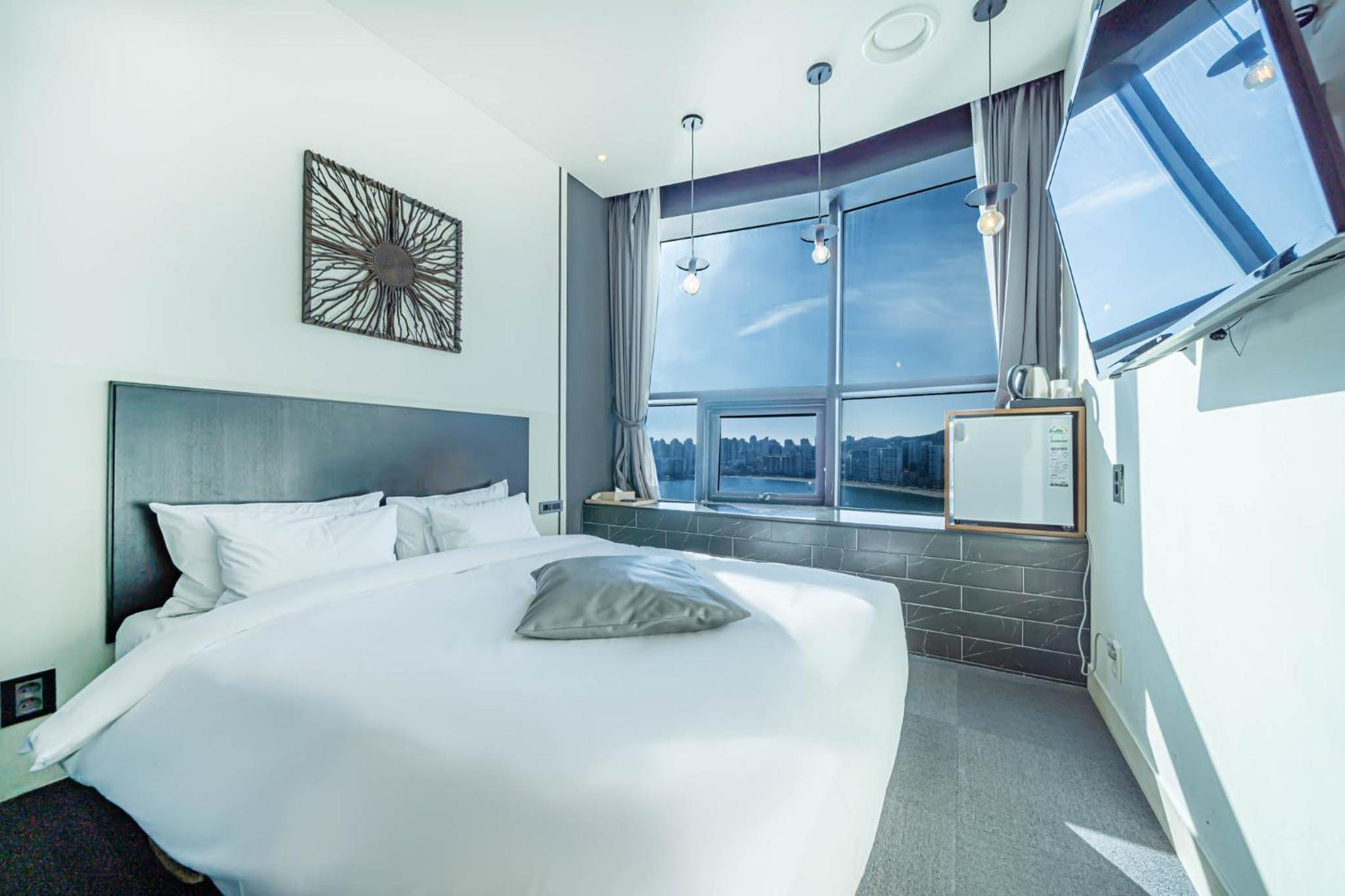 Room, Double Bed, Sea View