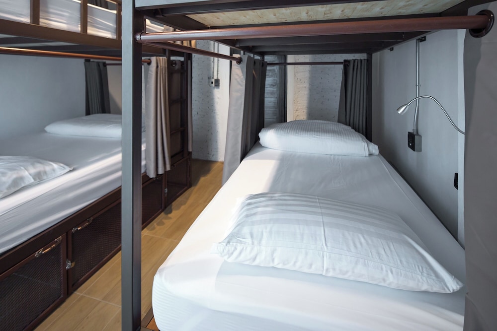 Family, External Bathroom، Yindee Travellers Lodge 3/5