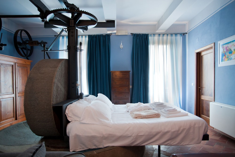 Relais Fattoria Belvedere 28/79