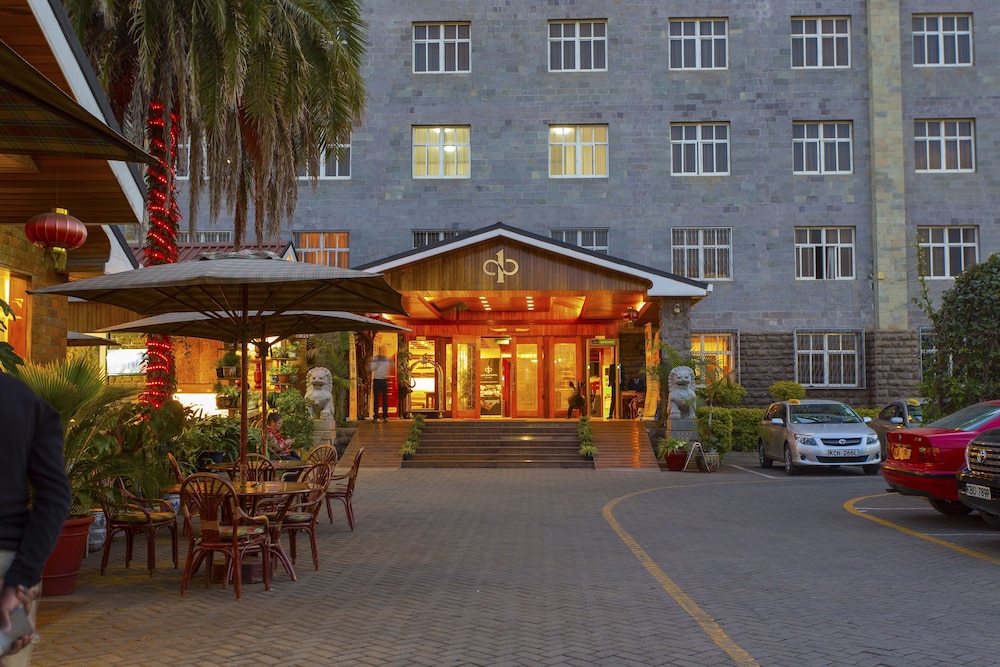 Eastland Hotel 64/67