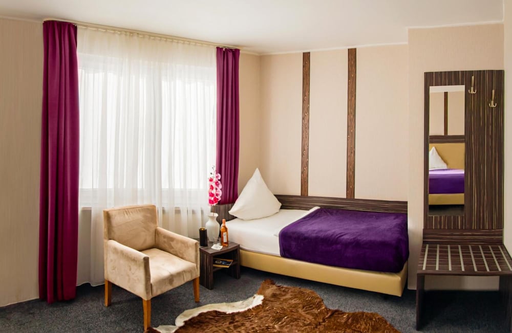Hotel Famosa 13/32