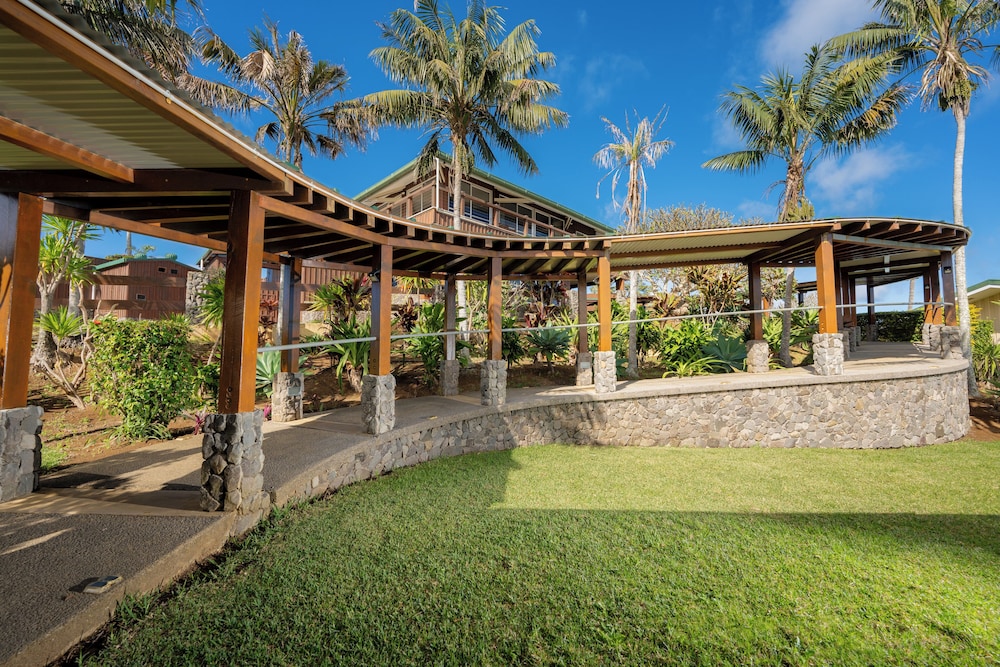 South Pacific Resort Hotel 37/50