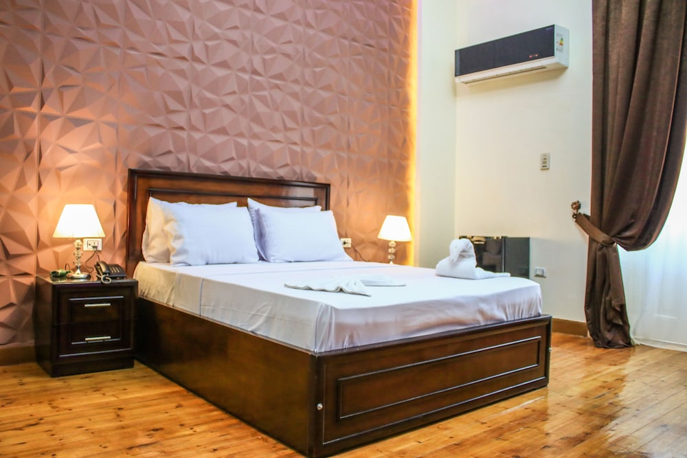 Midtown Hostel 17/50