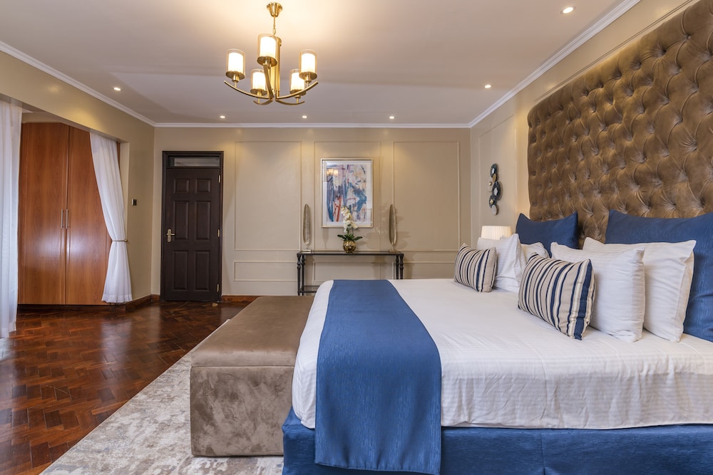Fair Acres Boutique Hotel 12/71