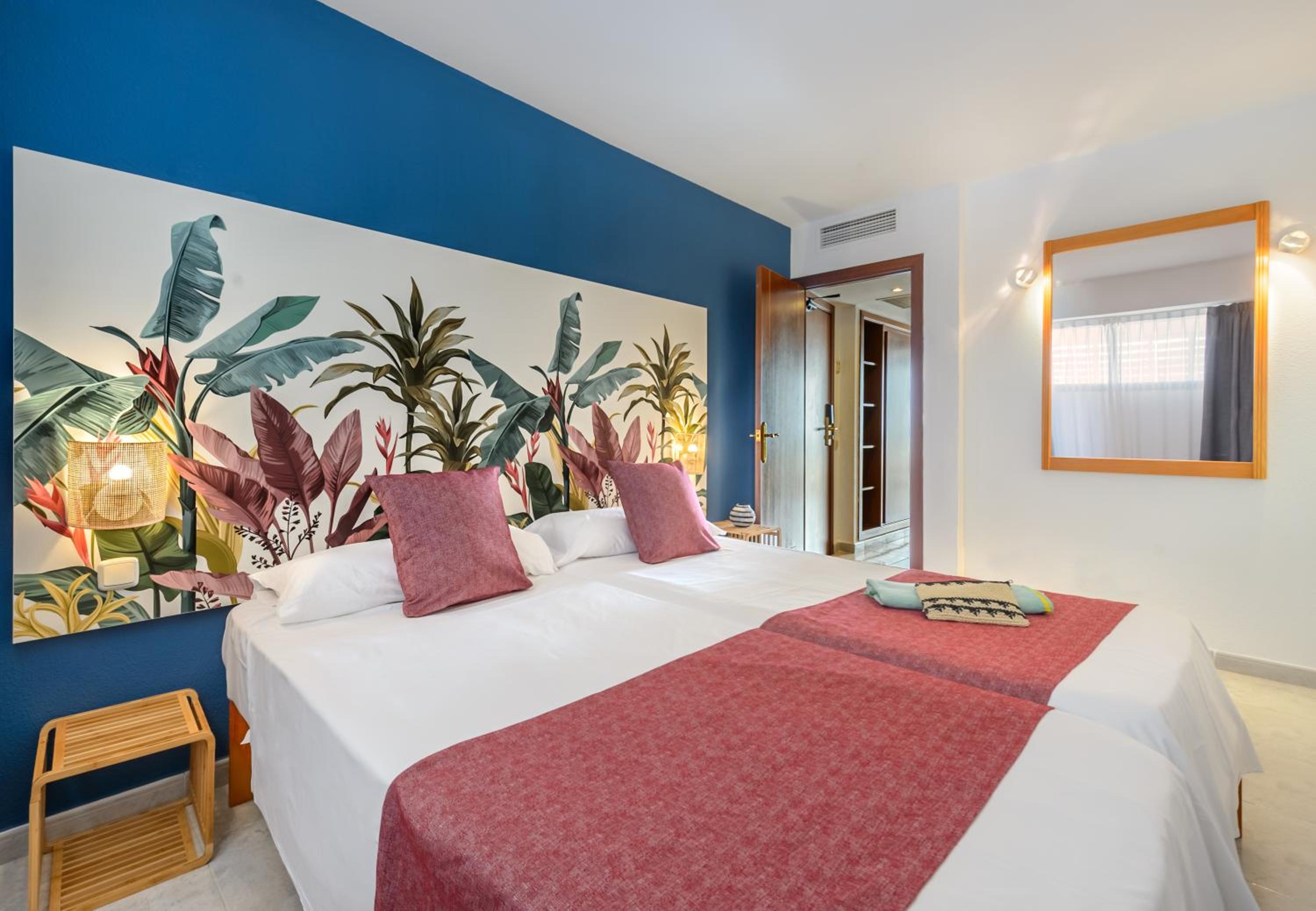1 Bedroom, Apartment, Sea View