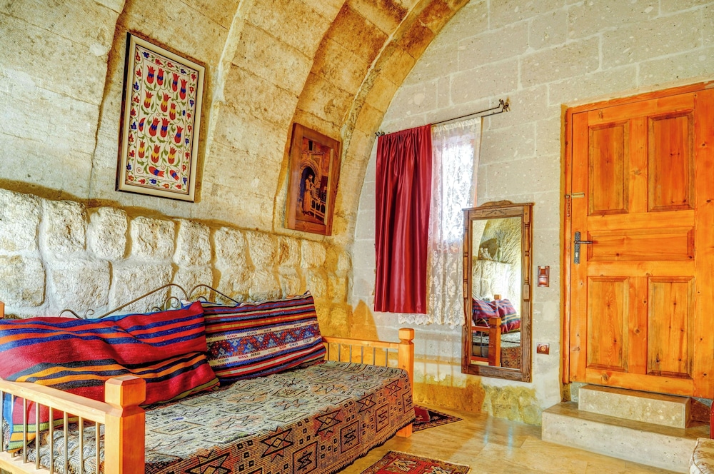 Atax Cave Hotel 14/50