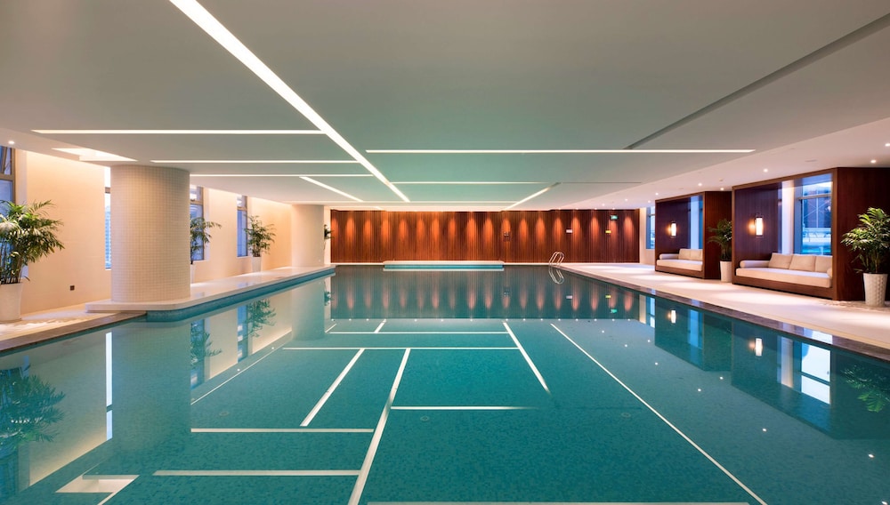DoubleTree by Hilton Ningbo Beilun 28/58