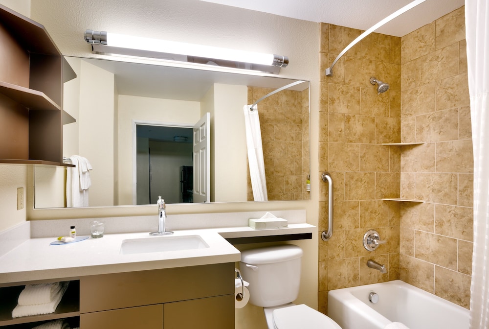 Candlewood Suites Dallas Plano East Richardson 42/44