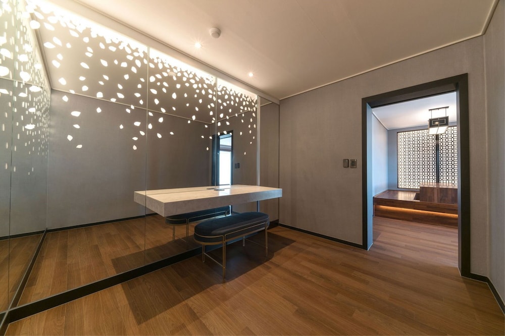 Dignity Hotel 39/70