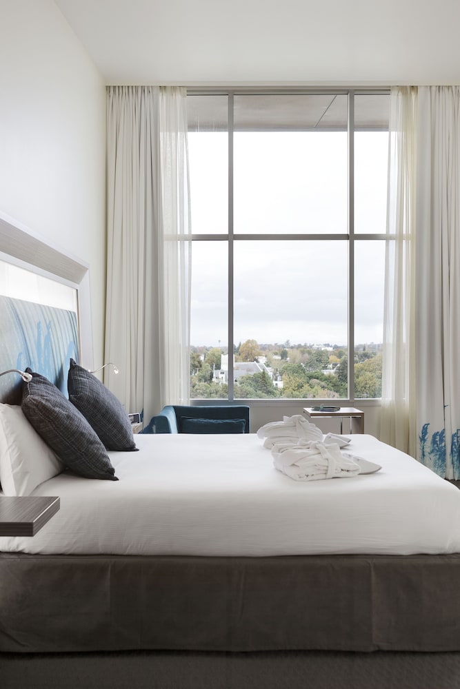 NOVOTEL HAMILTON TAINUI 22/72
