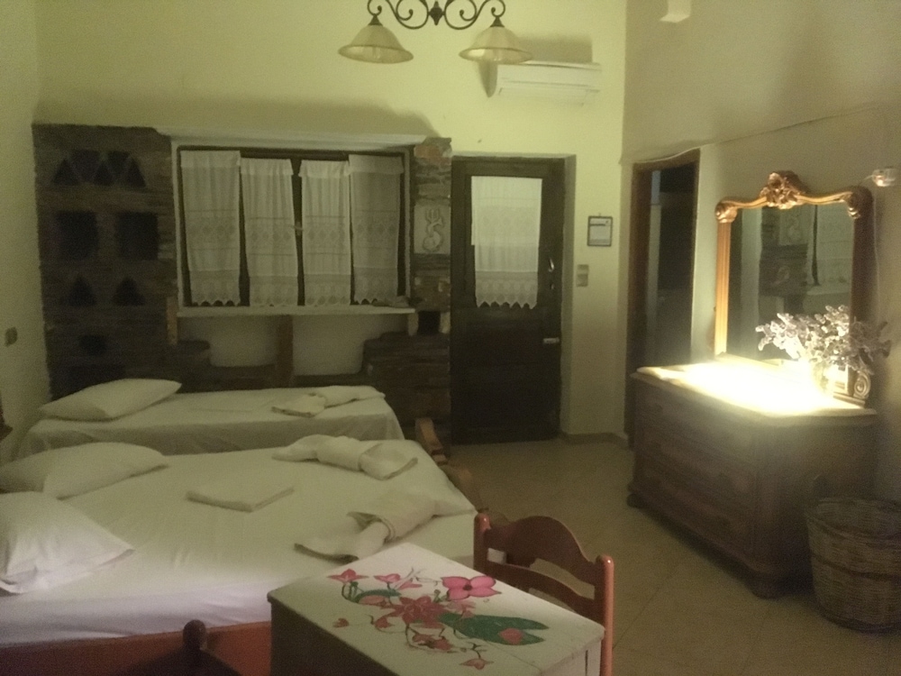 Afrodite Hotel 28/50