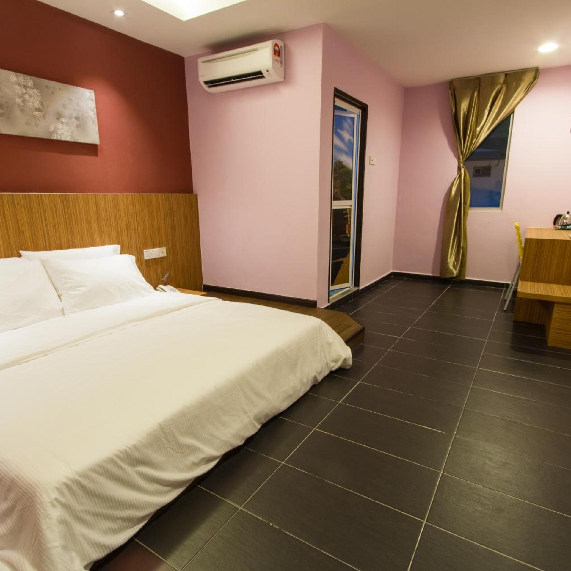 Js Hotel 30/60