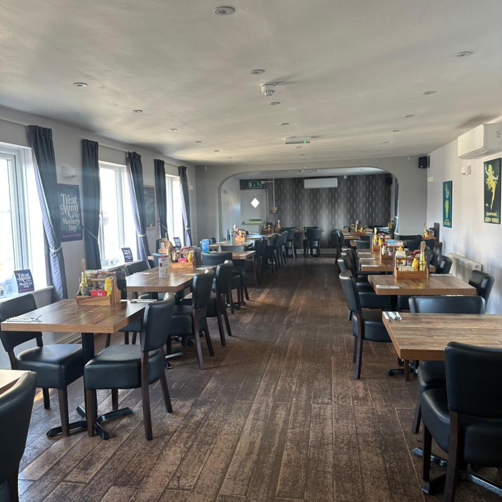 Coach House Hotel 45/60