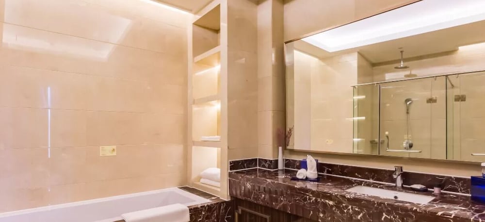 Yun Zen Jinling Lotus Hotel 23/27