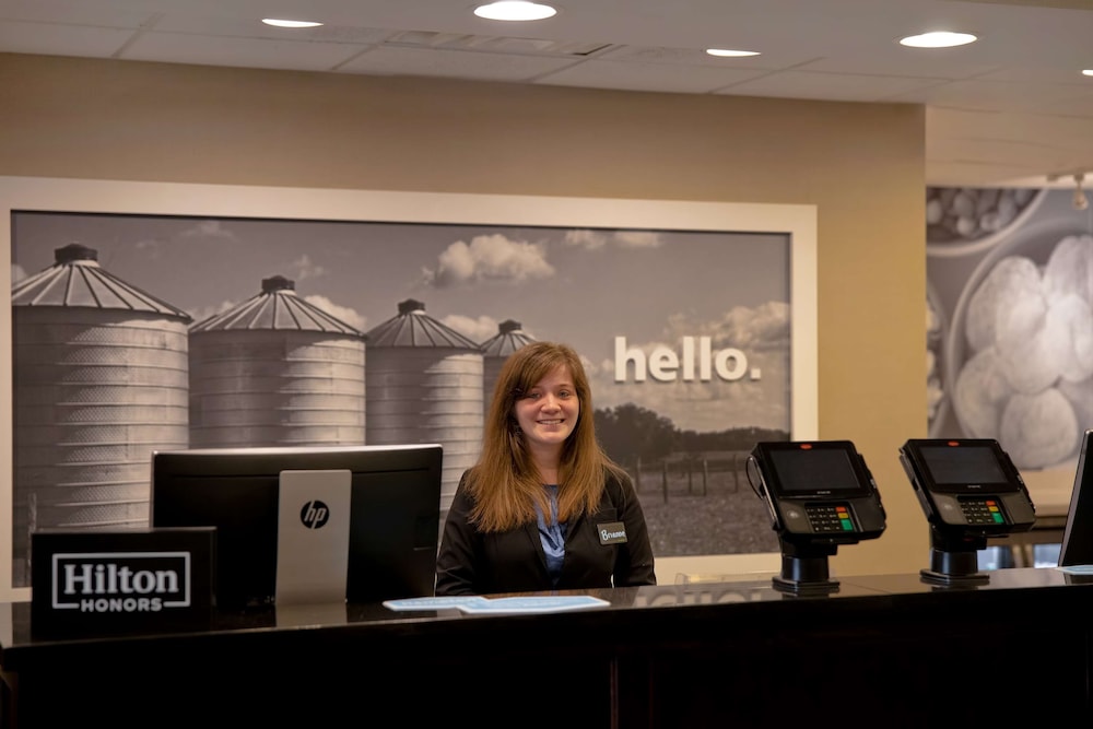 Hampton Inn Dekalb Near The University 35/41