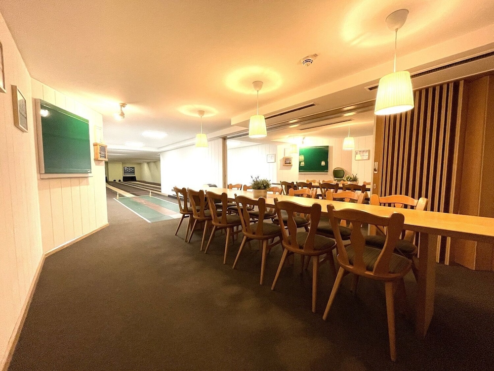 Maifeld Sport- Und Tagungshotel 47/50