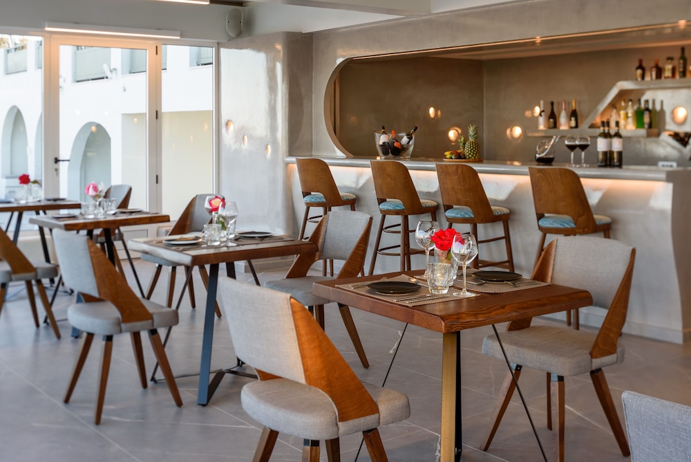 Elements Of Caldera Suites 34/50