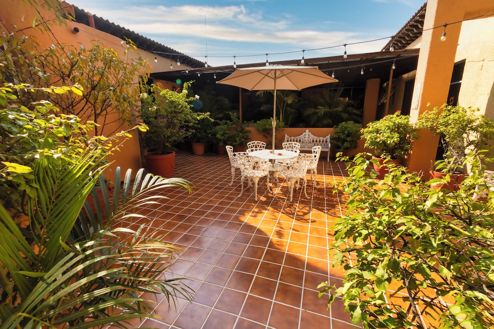 Hotel Plaza Uruapan 61/67