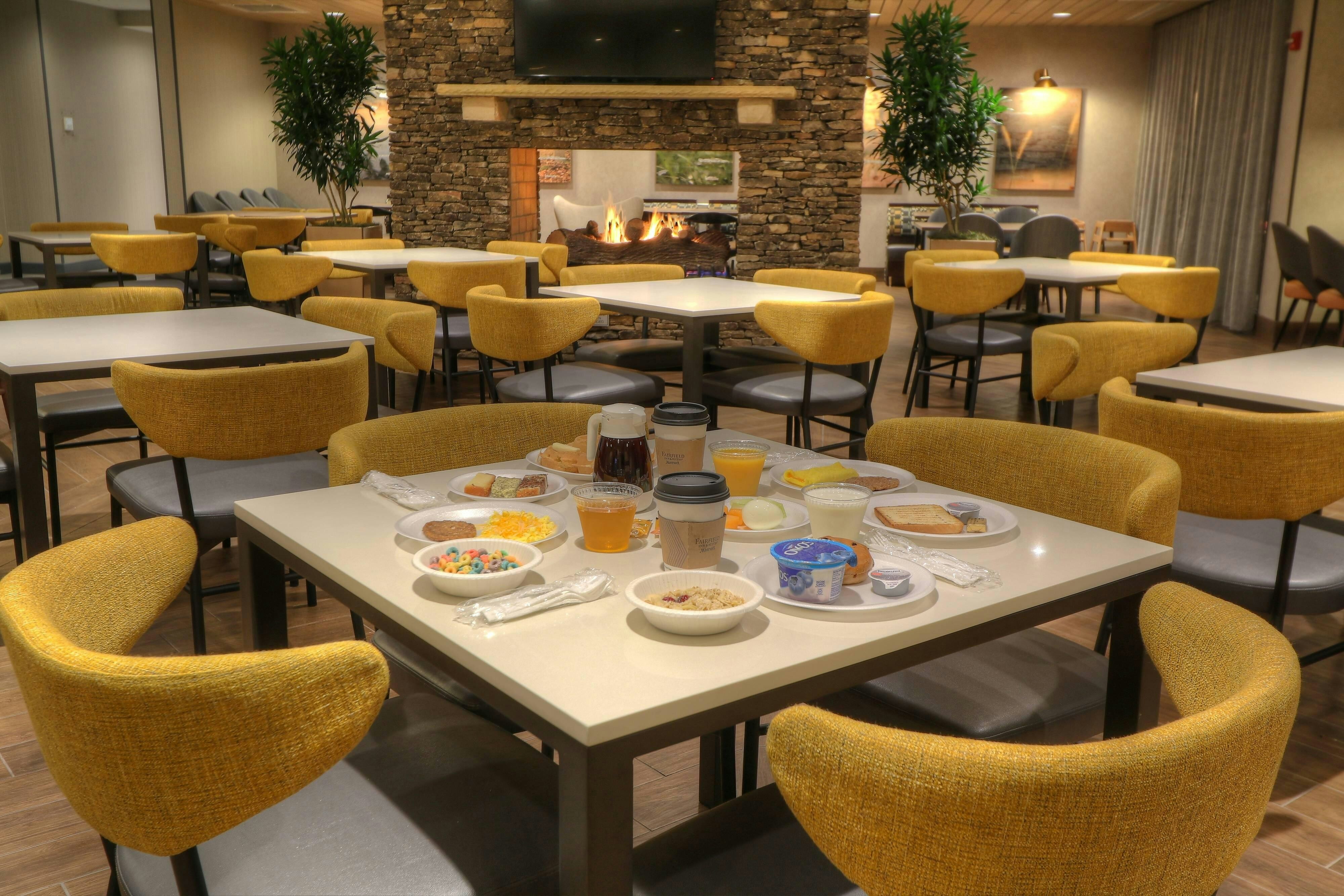 FAIRFIELD INN AND SUITES GATLINBURG DOWNTOWN 17/25