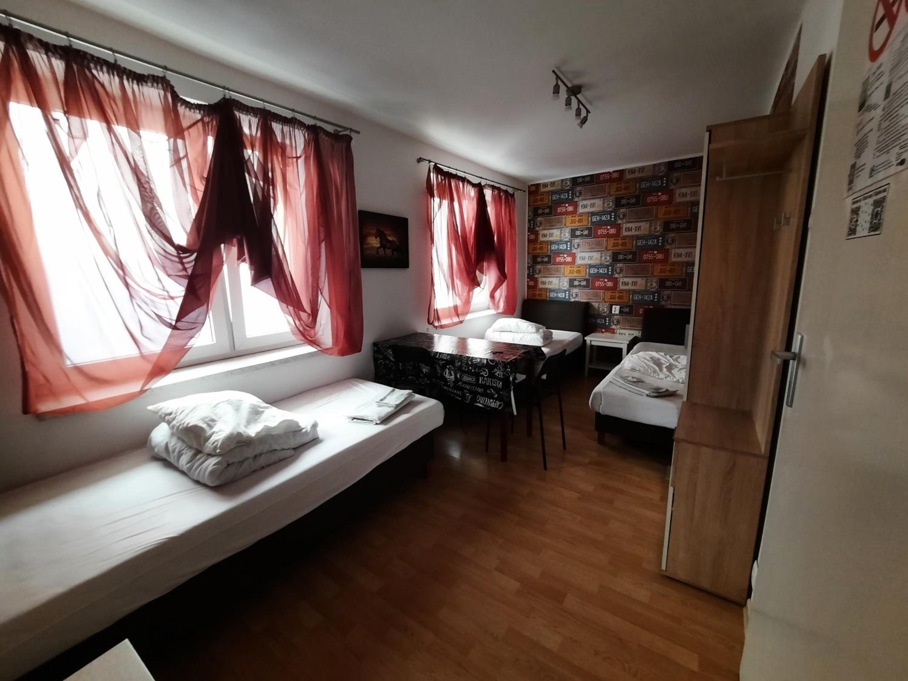 غرفة ثلاثية بثلاثة أسرّة، Lorf Hostel&Coffee 3/5