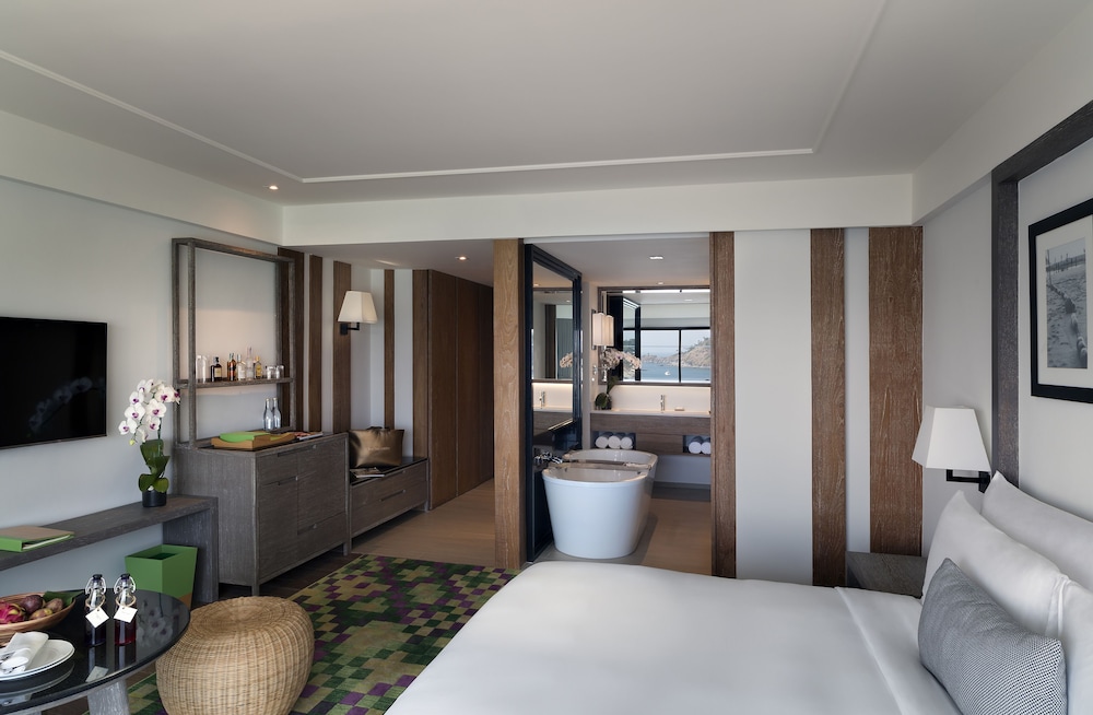 The Nai Harn Phuket 27/89