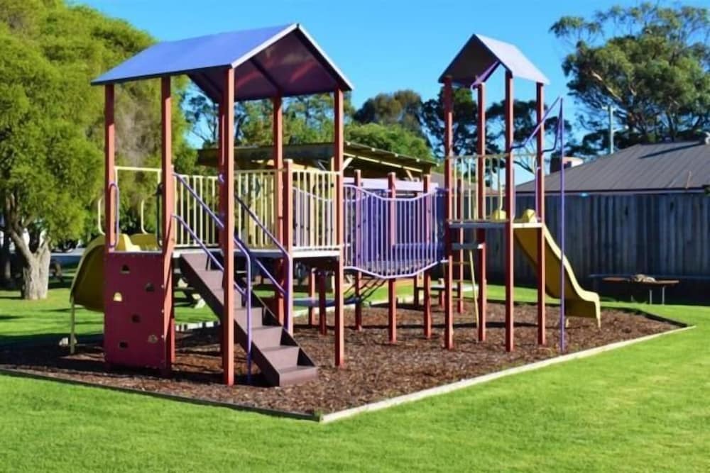 Georges Bay Apartments 31/50