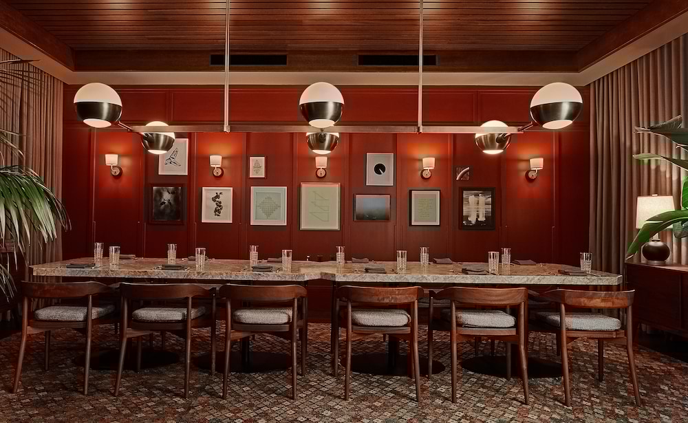 The Hoxton Chicago 59/67