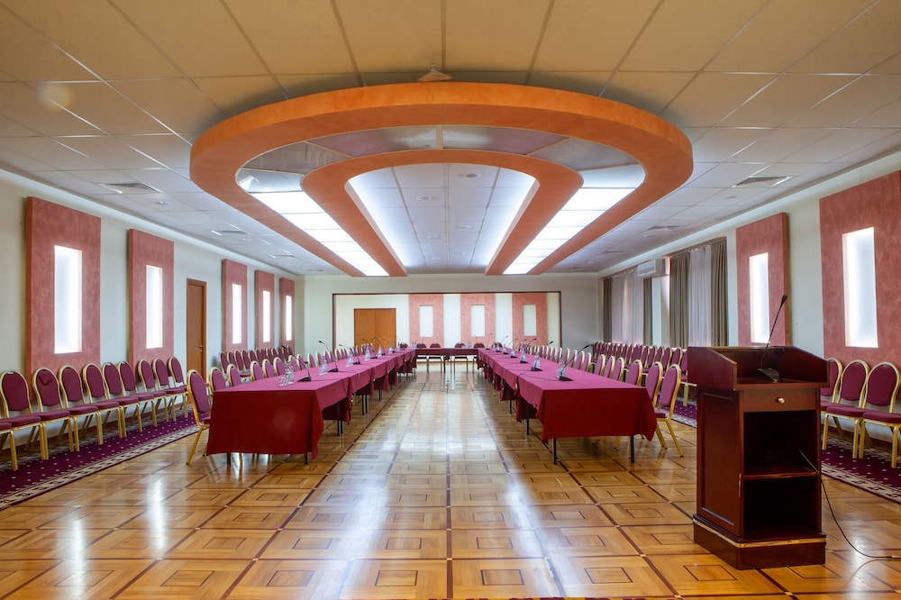 President Hotel 24/55