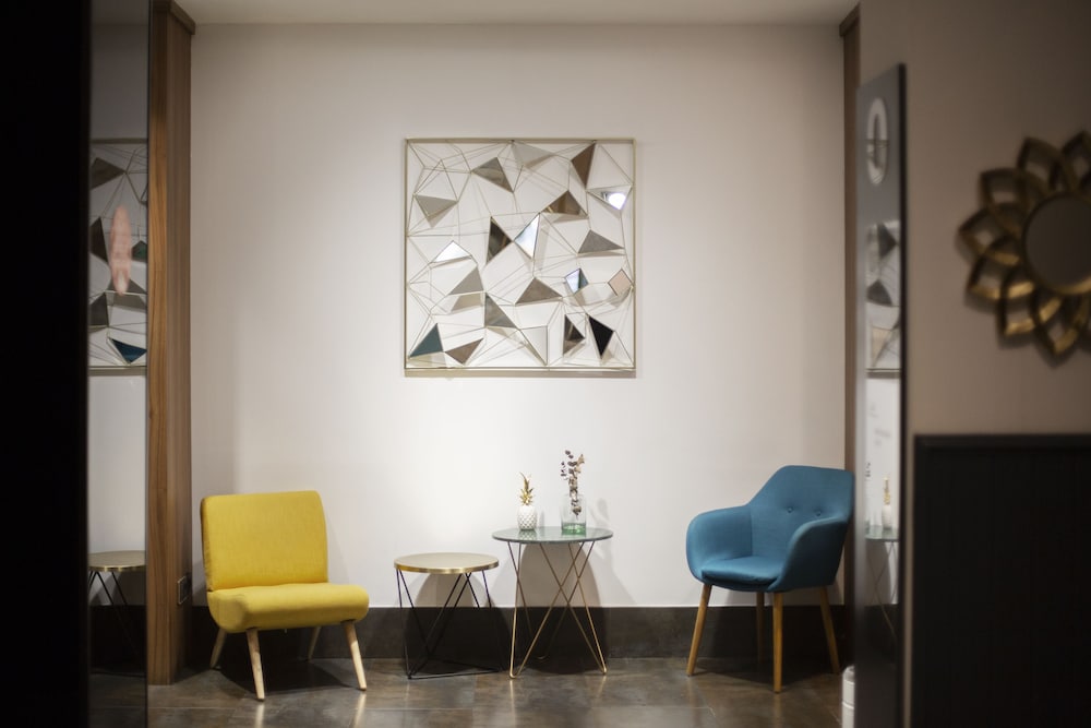 PETIT PALACE TRES CRUCES 50/63
