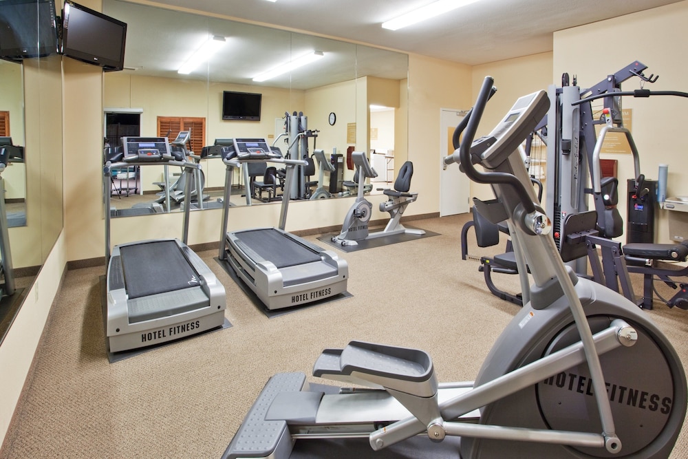 Candlewood Suites Columbus Fort Benning 39/75