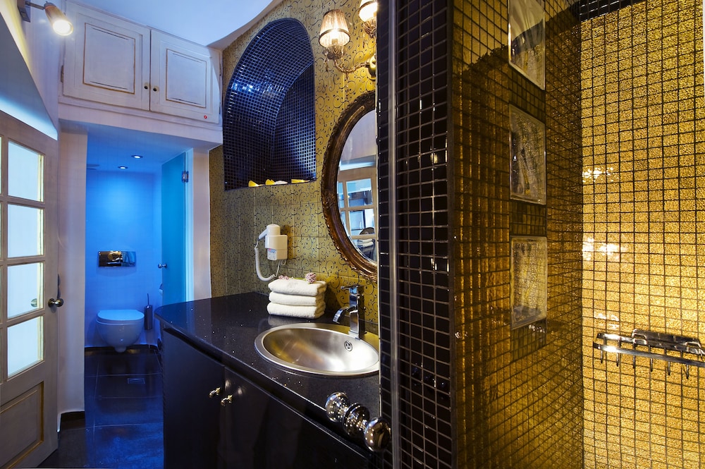 Hyperion Oia Suites 44/45