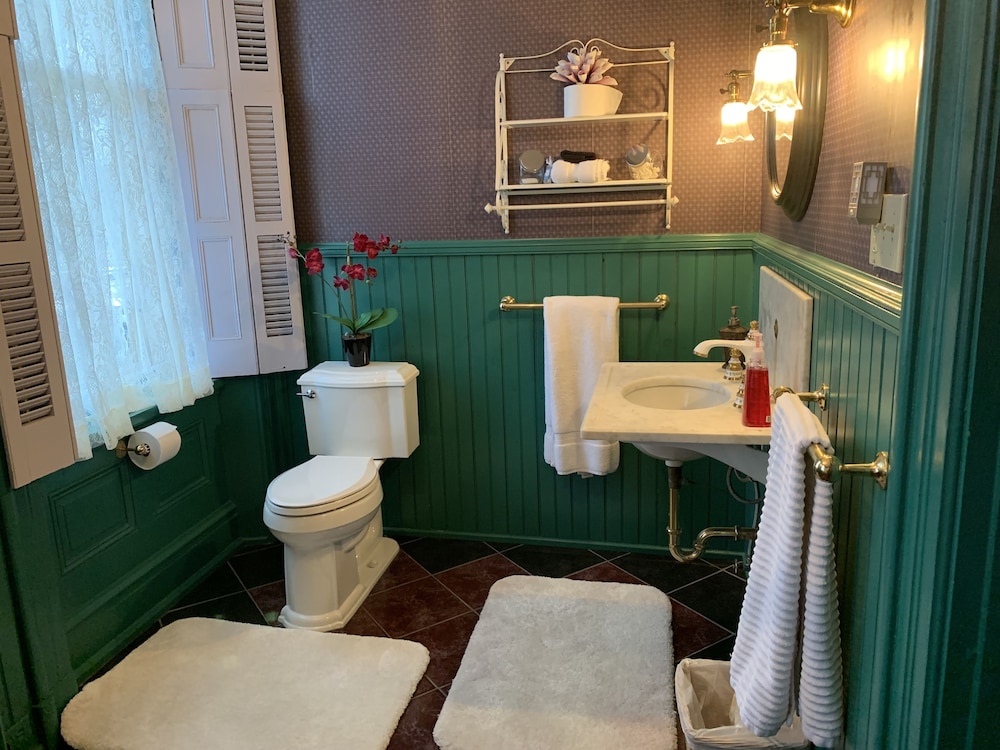 Susquehanna Manor Inn 37/42