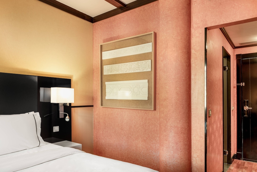 Hotel Palacio de Santa Paula Autograph Collection 21/42