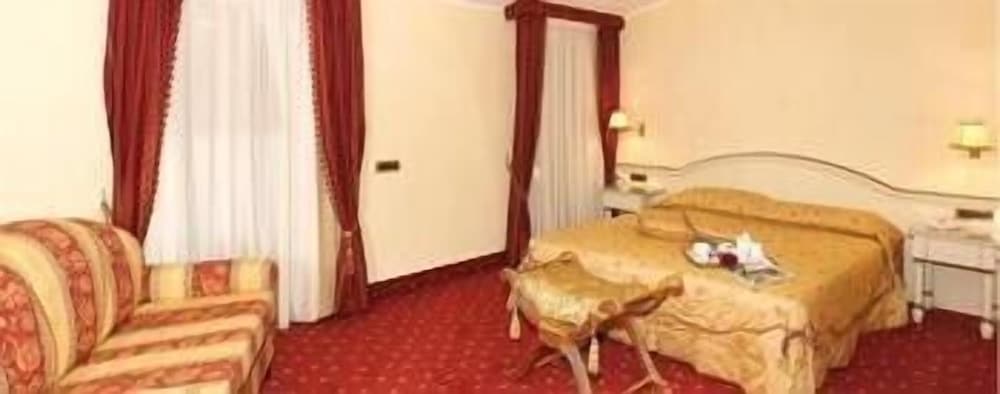 Grand Hotel Osman 31/39