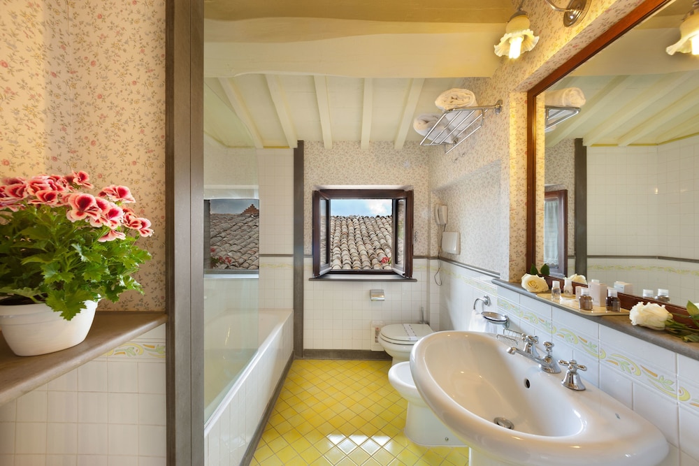 Relais Il Canalicchio 48/50